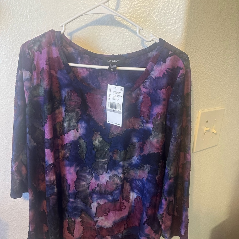 Karen Kane Graphic Purple Pink Blouse